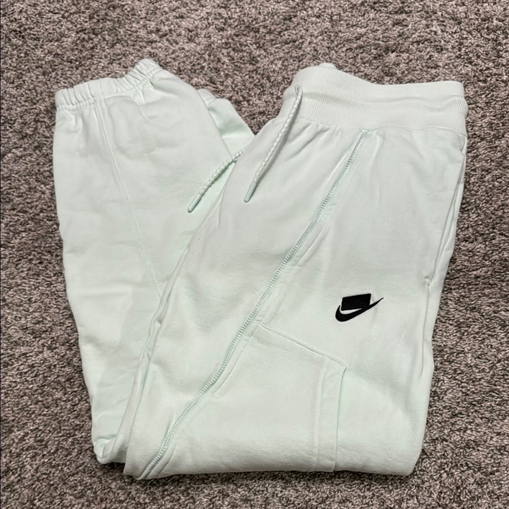 Women’s Nike Sweatpants